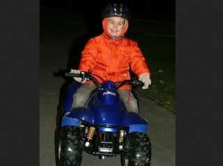  Cuatrimoto apto para niños 